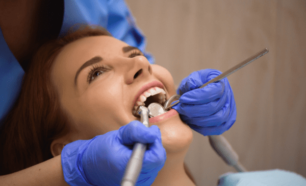 Les Bienfaits des Soins Dentaires Fréquents