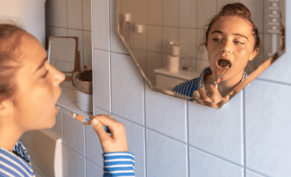 Les 7 erreurs à éviter pour préserver vos dents au quotidien